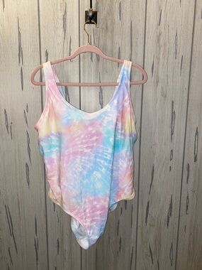 Xhilaration Plus Size Women’s 18W Pastel Tye Dye Swimsuit